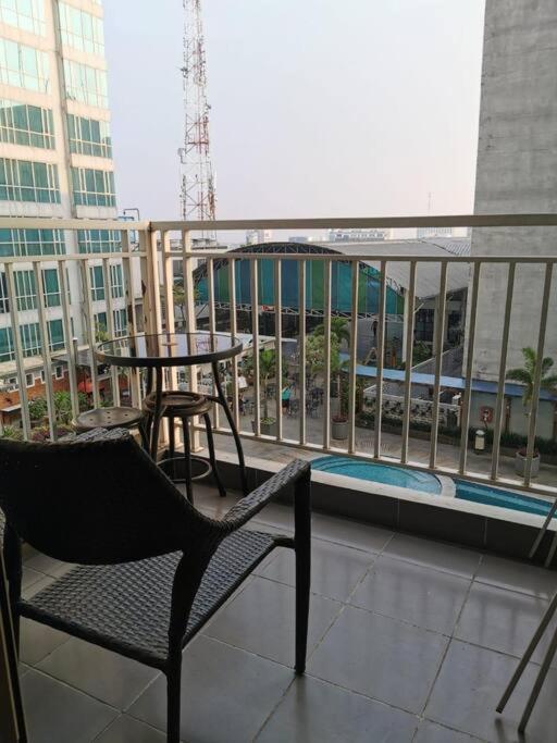 Two Bedroom Apartment At El Royale Hotel Bandung Exteriör bild