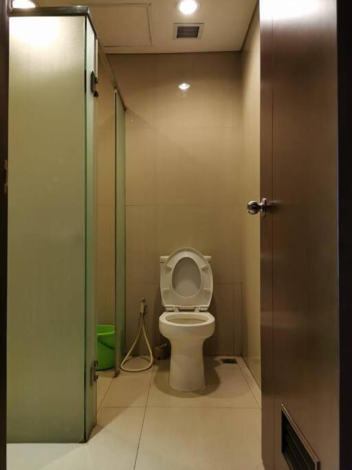 Two Bedroom Apartment At El Royale Hotel Bandung Exteriör bild